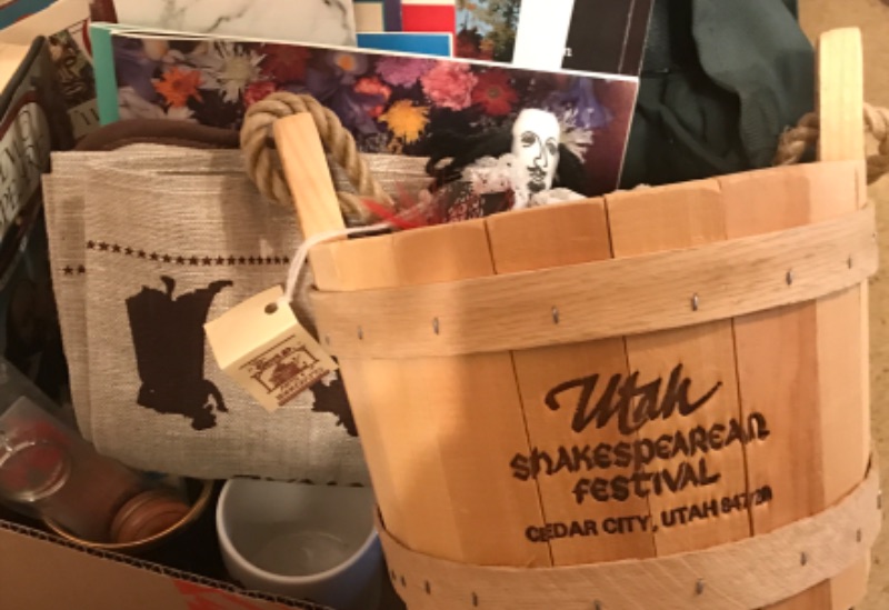 Photo 2 of UTAH SHAKESPEARE FESTIVAL COLLECTABLE
MEMORABILIA, BOOKS, BAG, MUGS & MORE