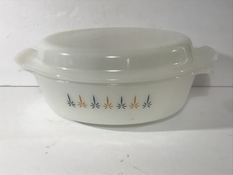 Photo 2 of VINTAGE PYREX BAKEWARE