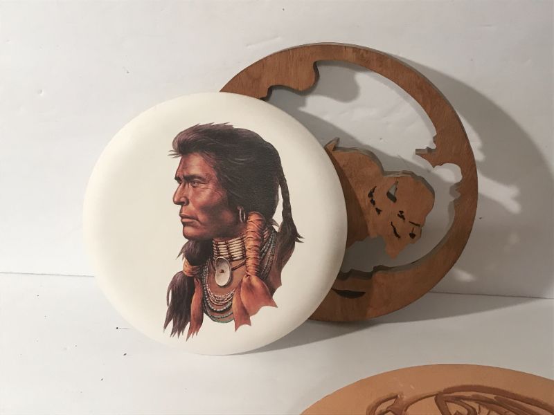 Photo 6 of NATIVE AMERICAN STYLE DECORATIVE POTTERY & MORE