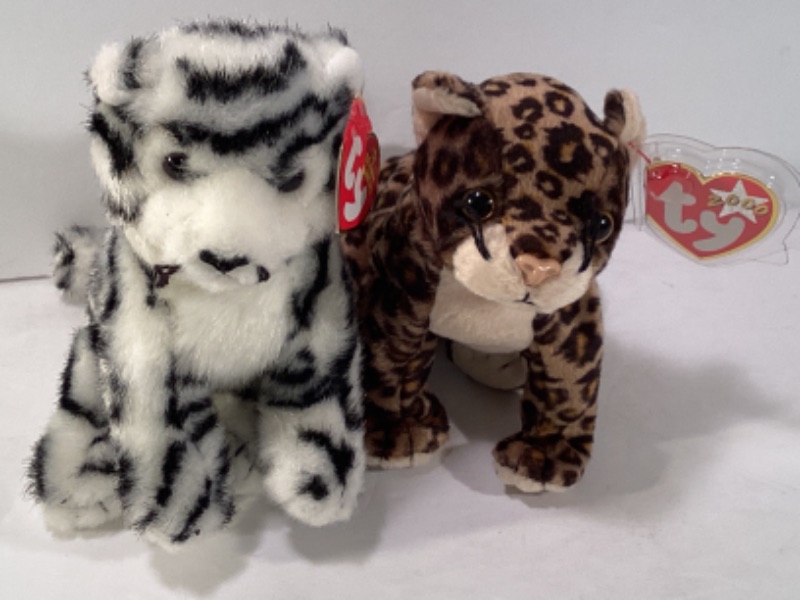 Photo 4 of TY BEANIE BABIES NWT
12 ITEMS