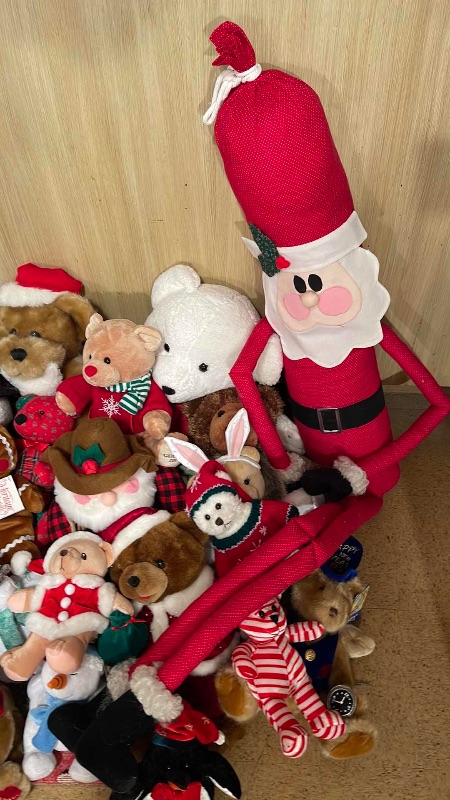 Photo 2 of CHRISTMAS BEARS SOME VINTAGE, GUND , HALLMARK, DAN DEE , HERITAGE AND MANY MORE