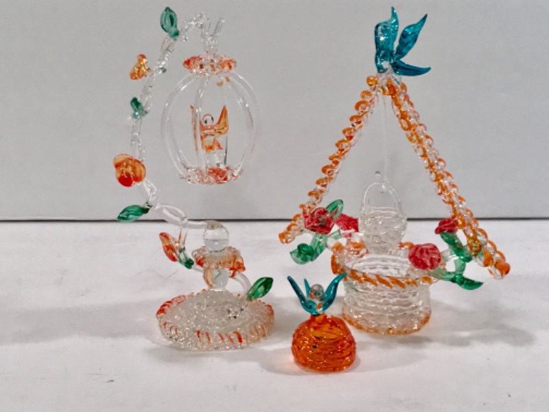 Photo 1 of VINTAGE HANDBLOWN GLASS FIGURINES- BIRDS