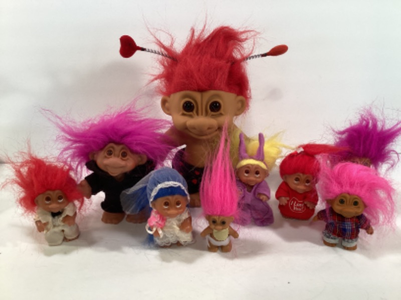 Photo 1 of TROLLS COLLECTION