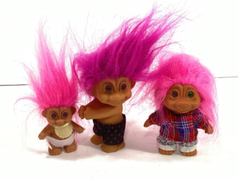 Photo 3 of TROLLS COLLECTION