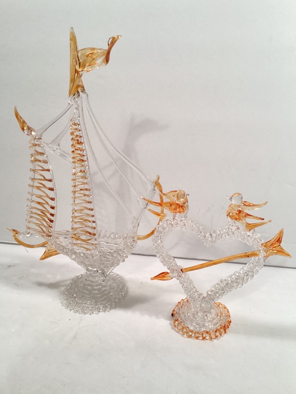Photo 1 of HANDBLOWN GLASS BOAT AND LOVE BIRDS HEART