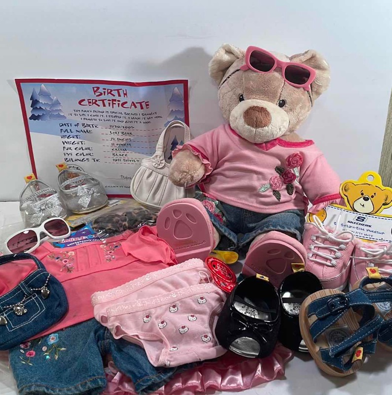 Photo 1 of BUILD A BEAR - LORI BEAR W / 5 PAIRS OF SHOES / 2 SUNGLASSES / 2 PURSES /2 UNDERWEAR / 5 OUTFITS/1SHAWL