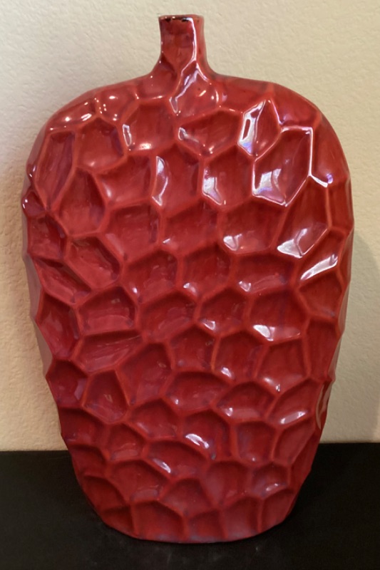 Photo 2 of LARGE DECORATIVE RED VASE & SHELF DECOR
VASE IS 20” H