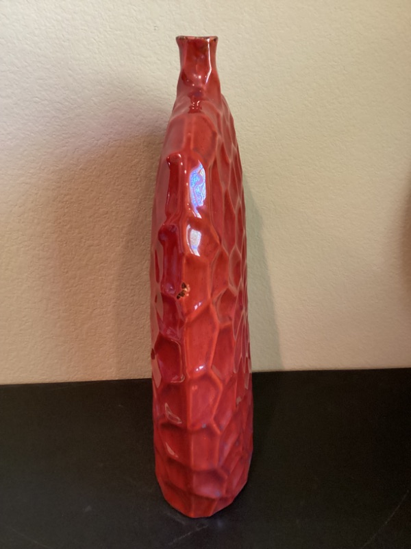 Photo 3 of LARGE DECORATIVE RED VASE & SHELF DECOR
VASE IS 20” H