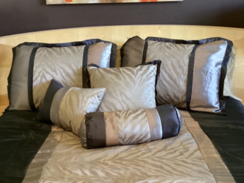 Photo 1 of QUEEN SIZE BROWN & TAUPE COMFORTER, SHAMS & PILLOWS