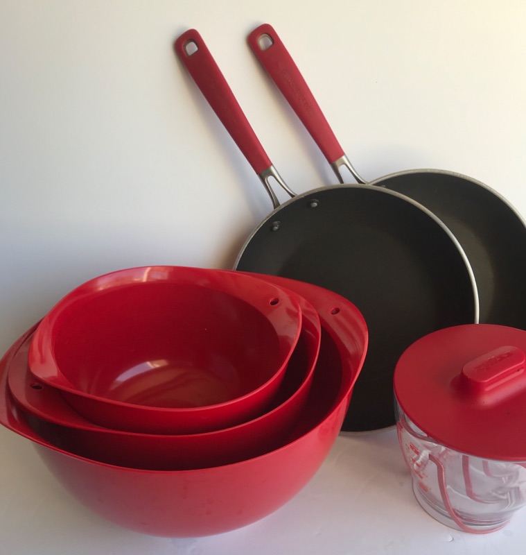 Photo 3 of ROSTI MEPAL -VICTORIA MELAMINE BOWL SET, MEASURING CUPS, CAN OPENER & FRYING PANS