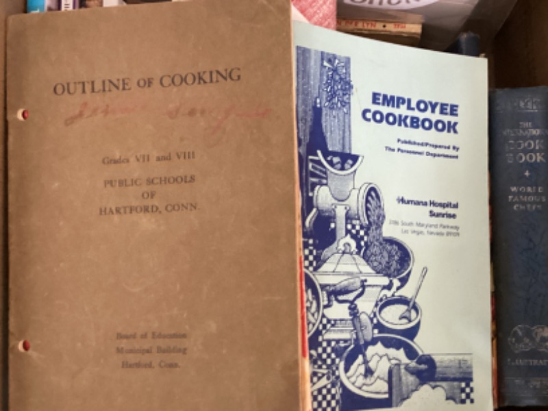 Photo 4 of COOKBOOKS & RECIPES
SOME VINTAGE