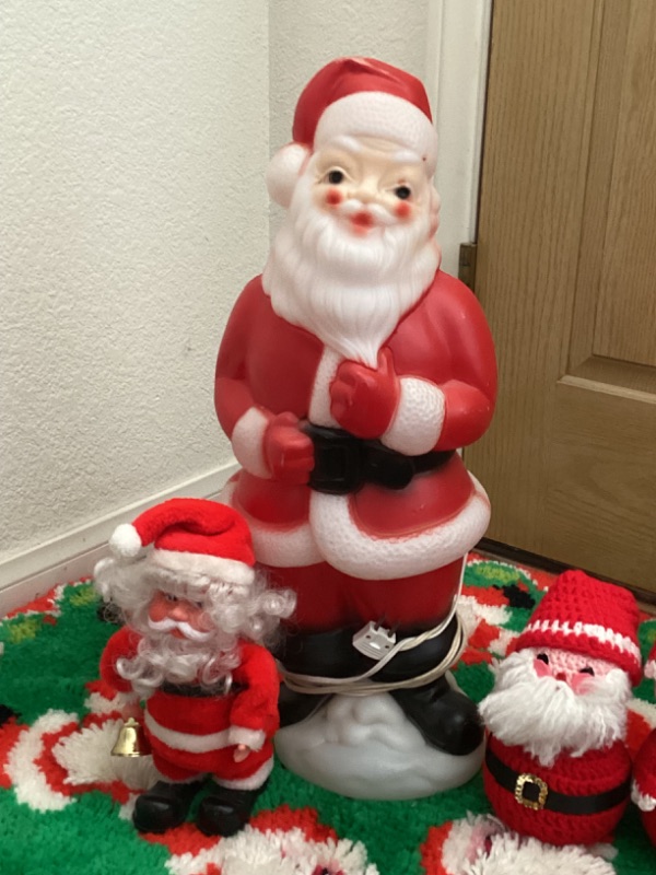 Photo 3 of BLOW MOLD SANTA, LATCH HOOK TREE  SKIRT & MORE