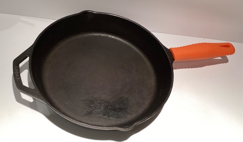 Photo 3 of LODGE MADE IN USA 12” CAST IRON SKILLET WITH SILICONE HANDLE