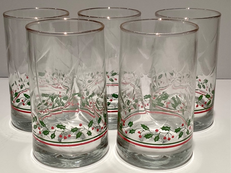 Photo 3 of CHRISTMAS GLASSES - ARBYS 1985 & 1985 COLLECTION- 12 STEMS & 5 TUMBLERS