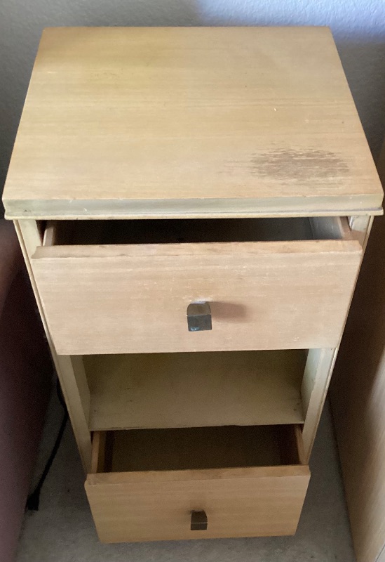 Photo 2 of MID CENTURY MODERN NIGHT STAND 15 X 14 X 29