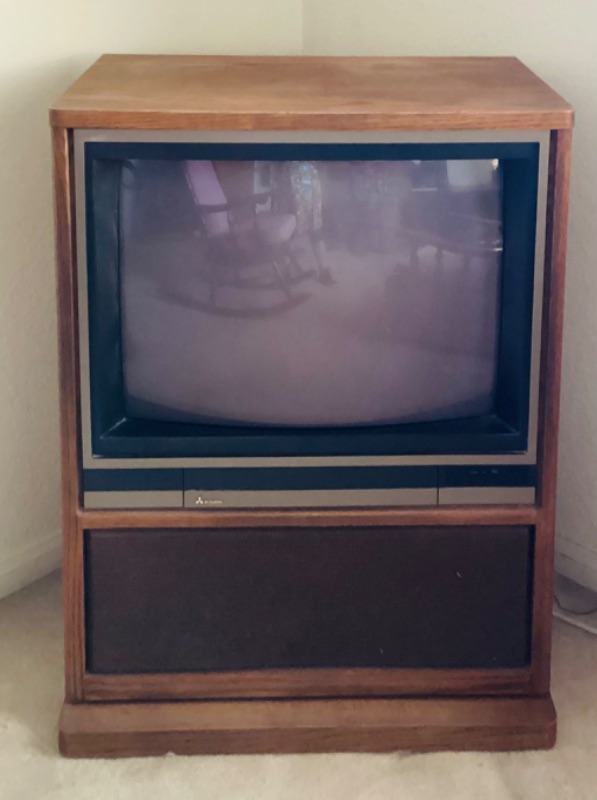 Photo 1 of MITSUBISHI VINTAGE TV