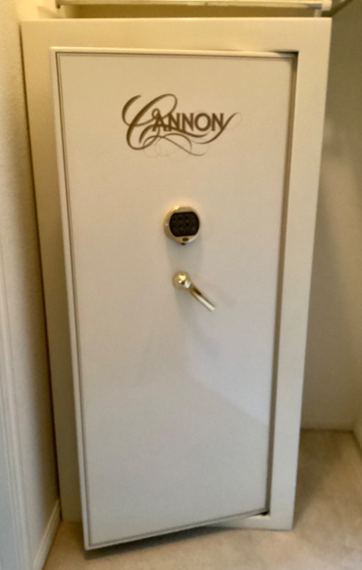 Photo 1 of CANNON SAFE IR86 WITH SHELVES AND COBO * VERY HEAVY BUYER MUST HIRE APPROPRIATE COMPANY FOR REMOVAL  30 X 24” X 60”