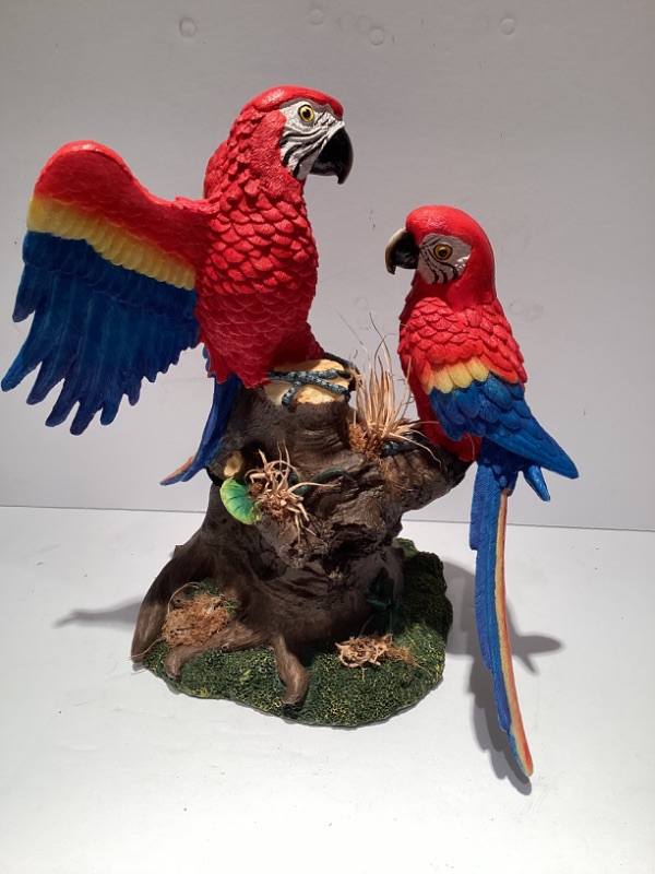 Photo 2 of DOUBLE MACAWS STATUE H - 15”