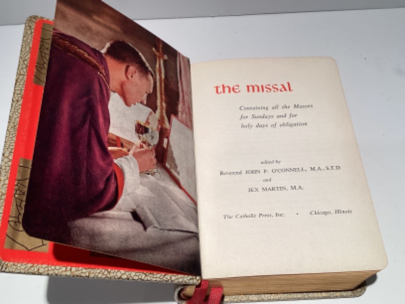 Photo 3 of VINTAGE THE MISSAL THE CATHOLIC PRESS