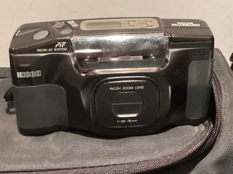Photo 1 of VINTAGE CAMERAS AND CAMERA EQUIPMENT