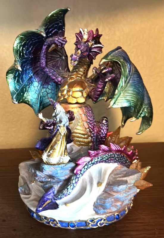 Photo 1 of DRAGON AND WIZARD MUSIC BOX H10”