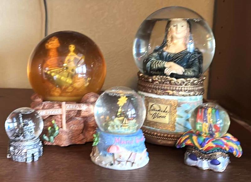 Photo 1 of 5 SNOW GLOBES - SOME MUSICAL