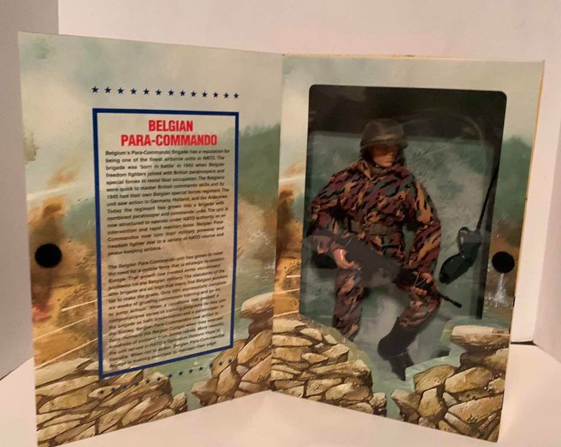 Photo 2 of G.I. JOE CLASSIC COLLECTION 1997 LIMITED EDITION BELGIAN PARA-COMMANDO