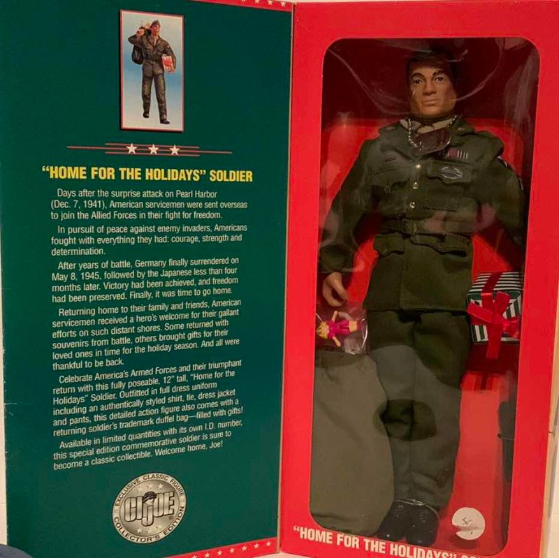 Photo 2 of G.I JOE “HOME FOR THE HOLIDAYS” SOLDIER
