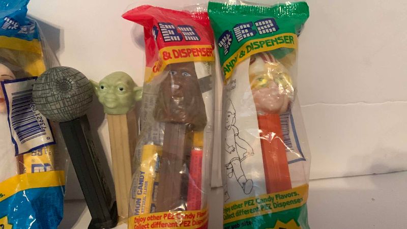 Photo 3 of PEZ STAR WARS DISPENSERS