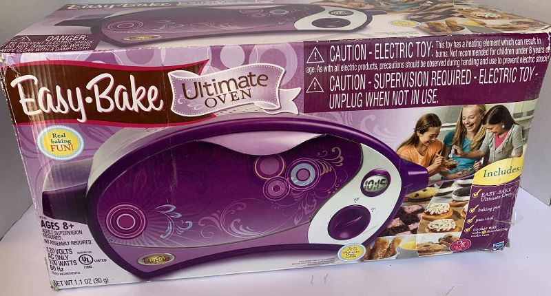 Photo 1 of EASY BAKE ULTIMATE OVEN