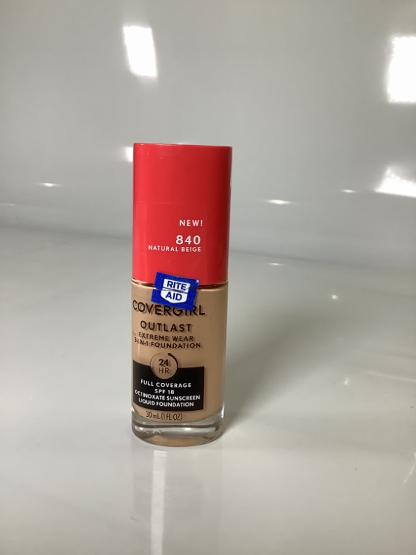 Photo 1 of COVERGIRL OUTLAST 3 IN 1 FOUNDATION -  840 NATURAL BEIGE 