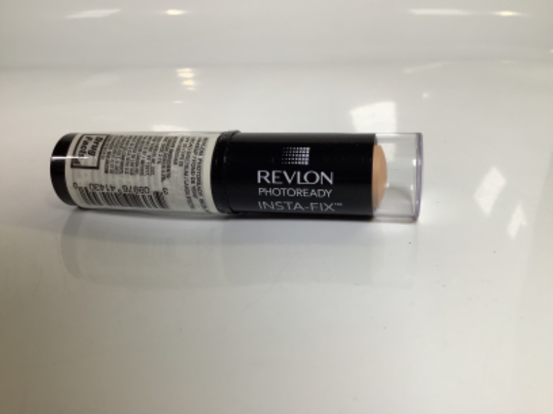 Photo 2 of Revlon PhotoReady Insta-Fix Makeup, Shell