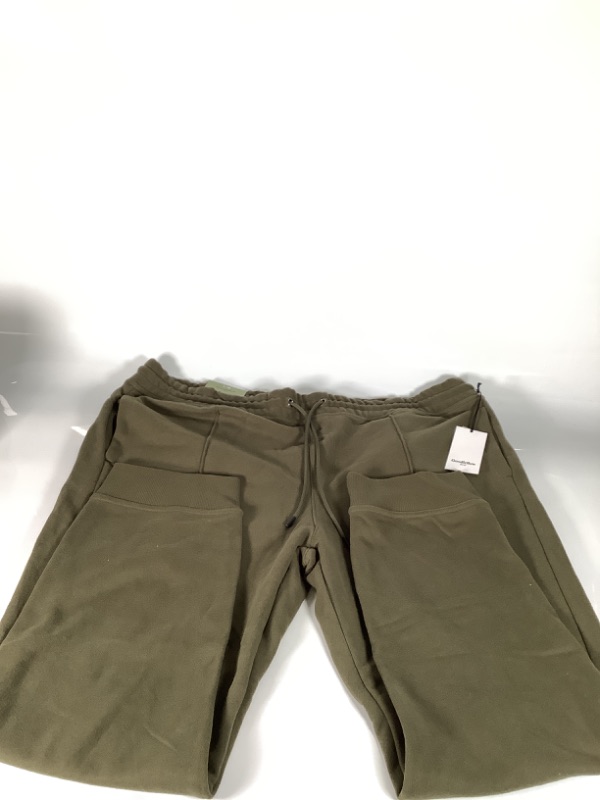 Photo 2 of MEN'S OLIVE GREEN PINTUCK JOGGER - SIZE XXL - GOODFELLA