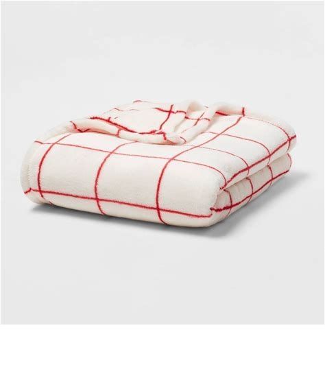 Photo 1 of WONDERSHOP VALUE PLUSH HOLIDAY PRINT BLANKET