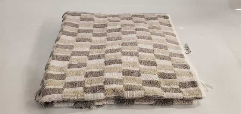 Photo 2 of Checkerboard Towel Gray/White - Threshold