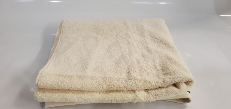 Photo 3 of  ZERO TWIST LOOPS LUXURY COTTON BATH TOWEL - ONE TOWEL ONLY 