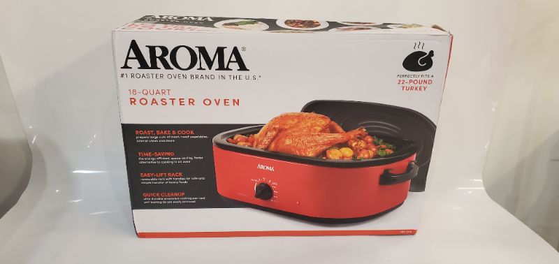 Photo 3 of Aroma 18qt Roaster Oven - Red