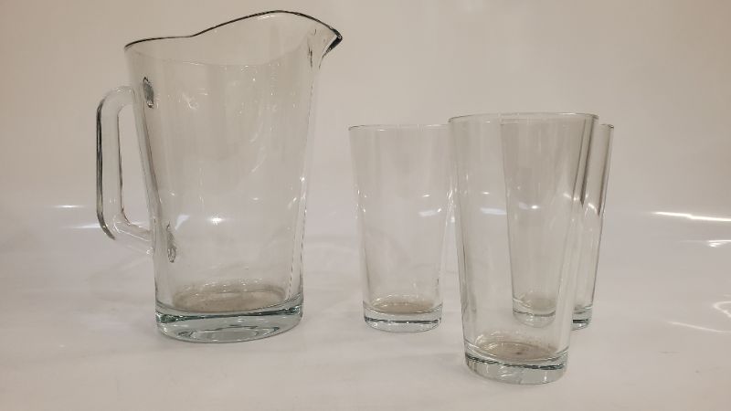 Photo 1 of Thick Clear Glass Pitcher With 3 Glass Cups 
