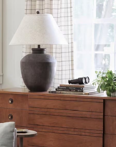 Photo 1 of Brown 30-inch Vintage Resin Urn Table Lamp