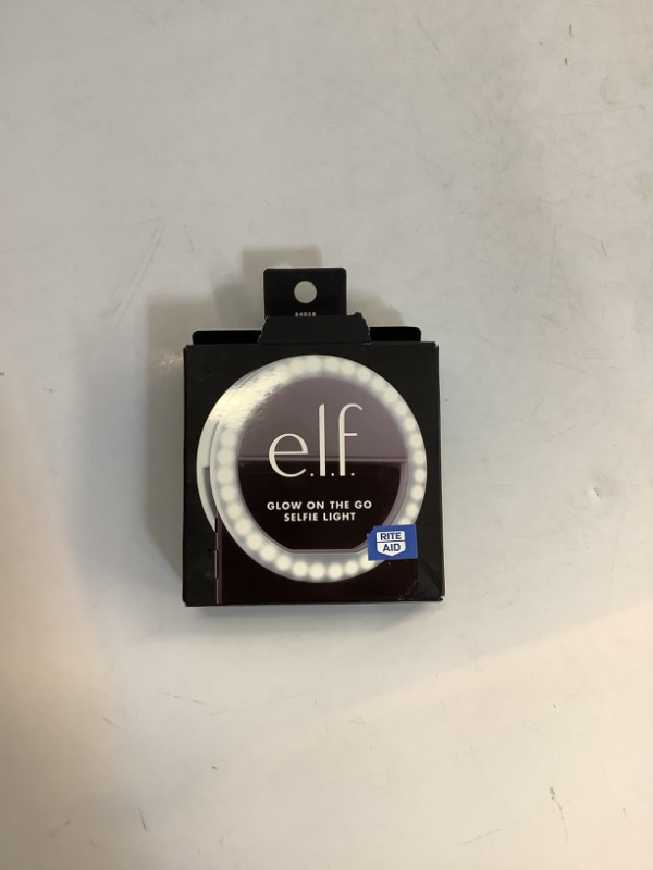 Photo 2 of Elf - On The Glow Selfie Light