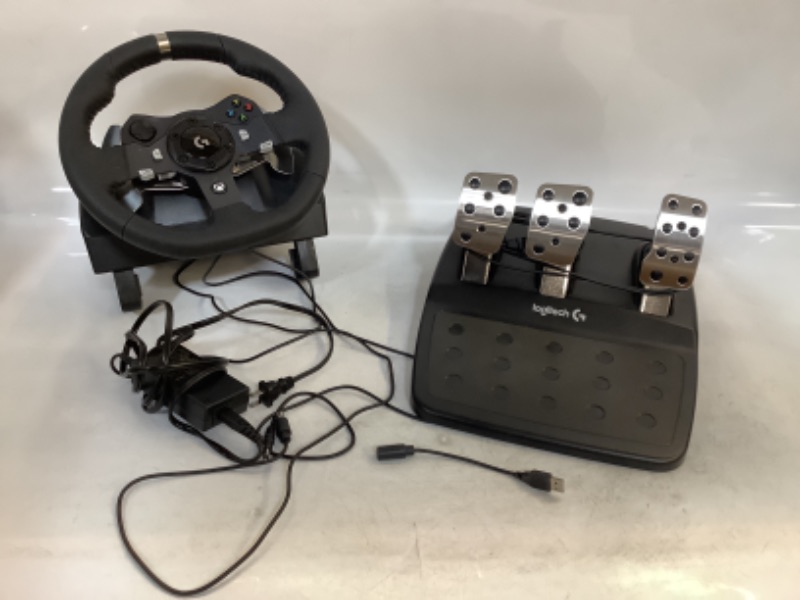 Photo 2 of ** USED** HEAVLIY USED** Logitech Driving Force G920 Steering Wheel and Pedals, 941-000123 (Steering Wheel and Pedals f/PC and Xbox One)