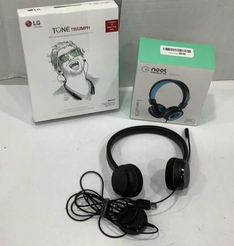 Photo 1 of 3 HEADPHONES LG TONE TRIUMPH AND OTHER BRANDS