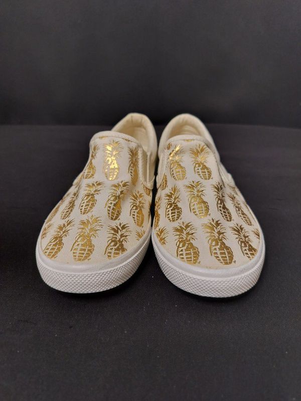 Photo 1 of WOMENS BUCKETFEET DJ LIU PINEAPPLE SLIPONS SIZE 7