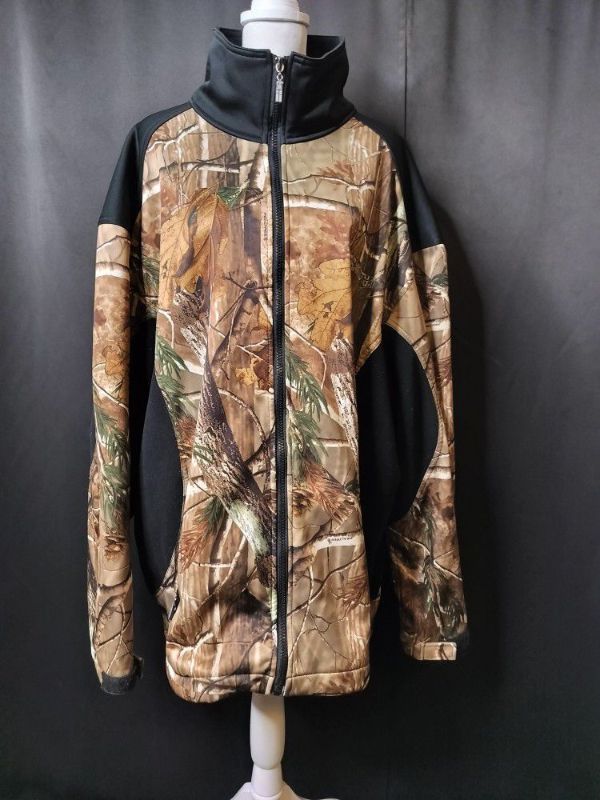 Photo 1 of MENS REAL TREE STORMKLOTH 2 CAMOUFLAGE HUNTING JACKET SIZE 2XL