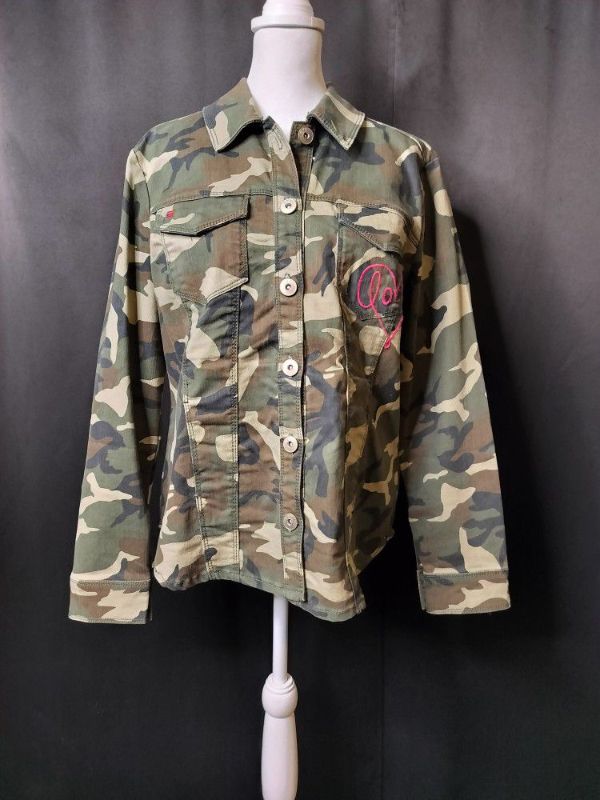 Photo 1 of WOMENS ELLEN DEGENERES EV1 CAMOUFLAGE LOVE BUTTON DOWN JACKET SIZE MEDIUM