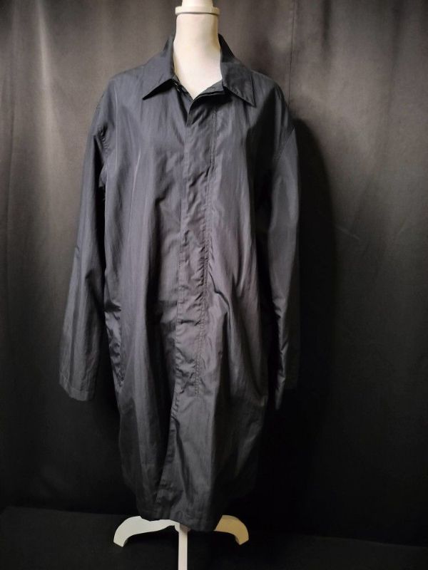 Photo 1 of DKNY TRENCH COAT SIZE MEDIUM