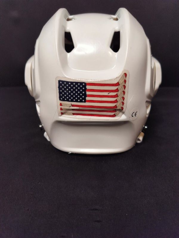 Photo 2 of JUNIOR BAUER HOCKEY HELMET WHITE