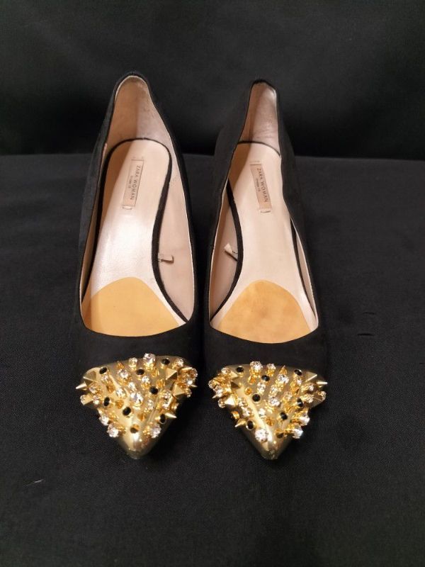 Photo 1 of WOMENS ZARA STUDDED CRIUSE 38 HEELS SIZE 8.5