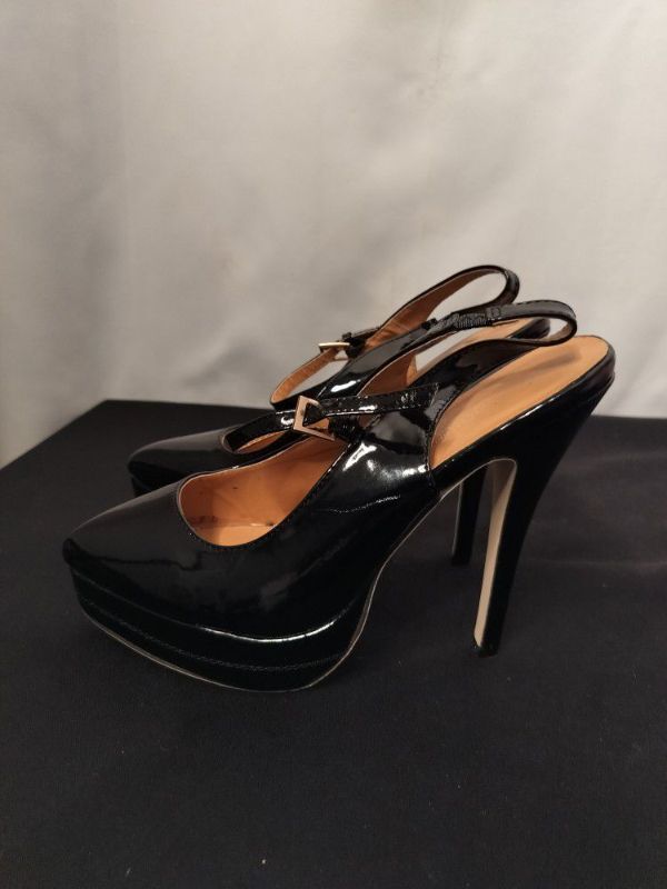 Photo 1 of WOMENS CHARMING CHARLIES CLOSED TOE STRAP HEEL SIZE 9