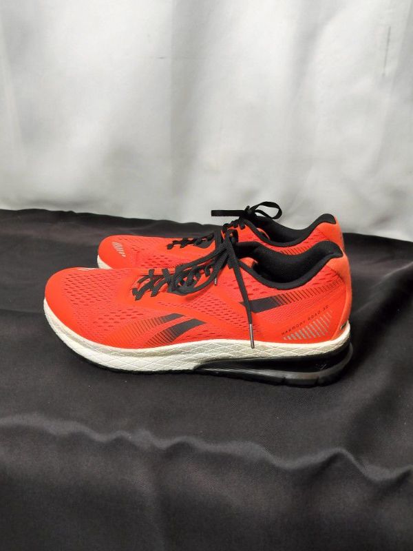 Photo 1 of MENS REEBOK HARMONY ROAD 3.5 RUNNING SHOES 3.5 SIZE 9.5